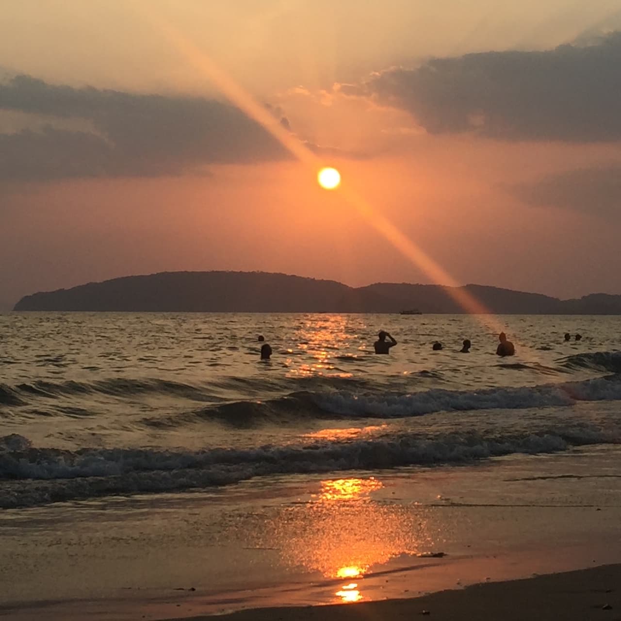Dusk, unhurried